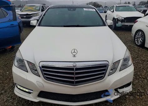 2012 Mercedes-Benz E 350 z USA, uszkodzony, nr VIN WDDHF5KB9CA529979